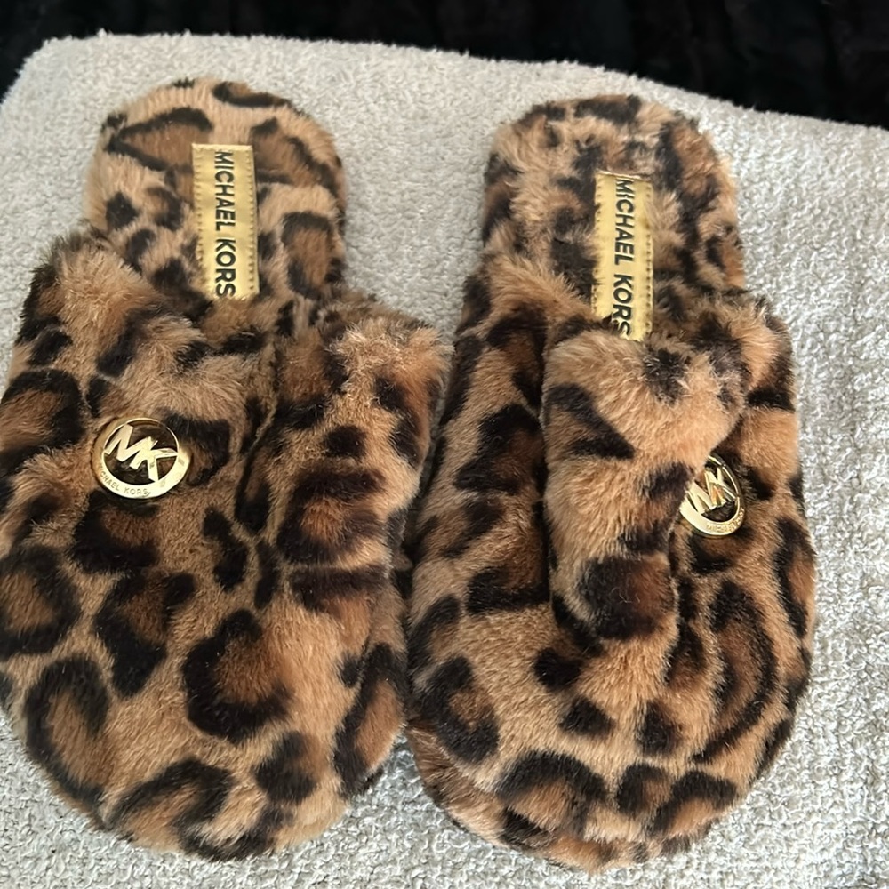 Slippers